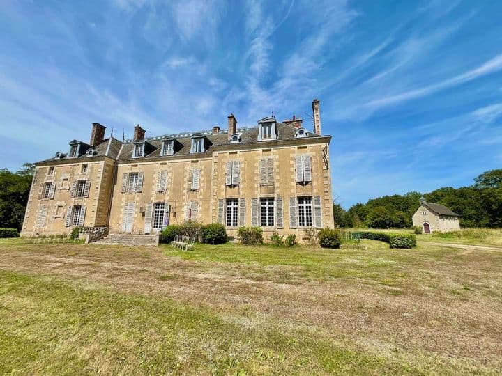 16 bedrooms house for sale in BIGNOUX, France