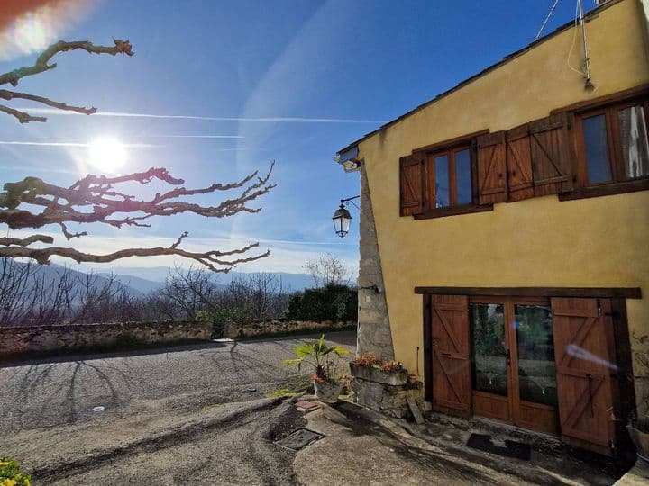 7 bedrooms house for sale in LEYCHERT, France