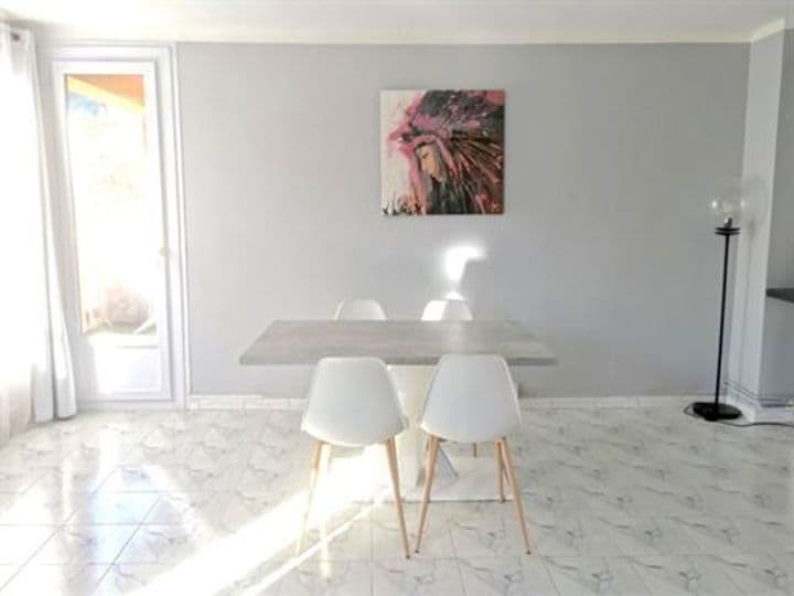 2 bedrooms apartment for sale in Marseille 15eme, France