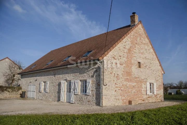 4 bedrooms house for sale in  France