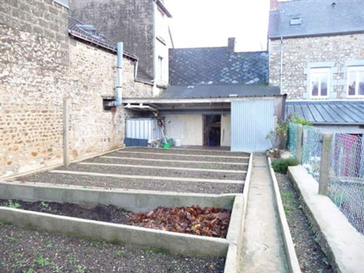 4 bedrooms house for sale in Villaines-la-Juhel, France