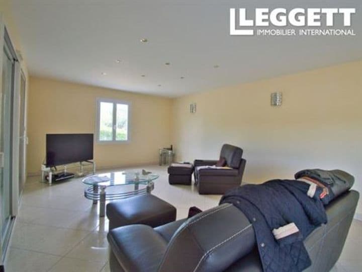 6 bedrooms house for sale in Saint-Barthelemy-dAgenais, France