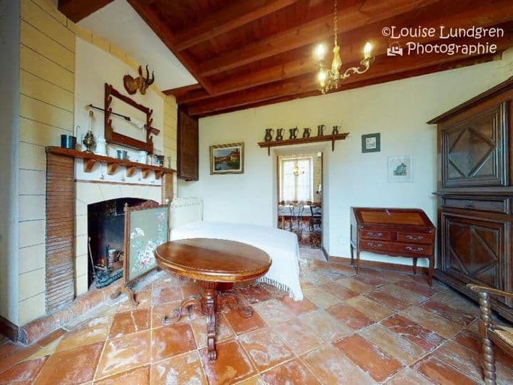 6 bedrooms house for sale in Saint-Barthelemy-dAgenais, France