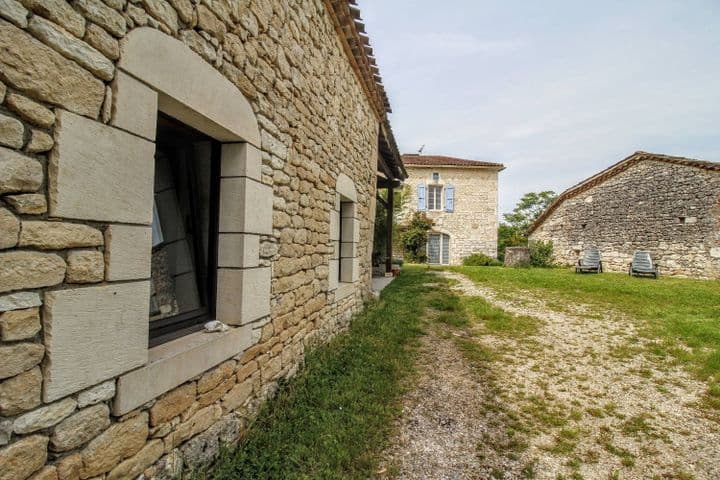 6 bedrooms house for sale in MONTCUQ, France