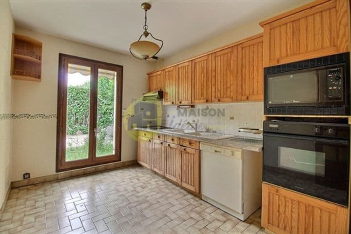 4 bedrooms house for sale in Trouy, France