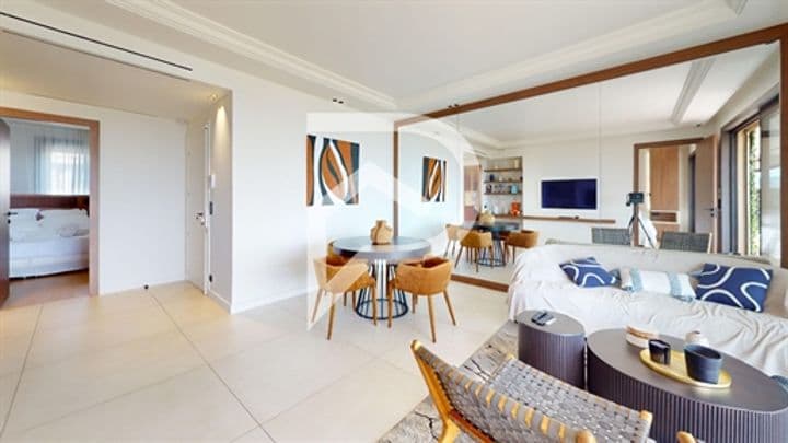 2 bedrooms apartment for sale in Cannes, France