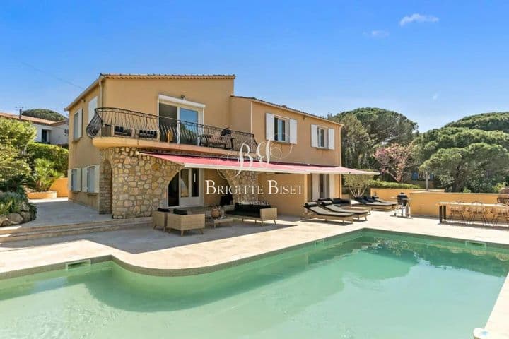 5 bedrooms house for sale in  France