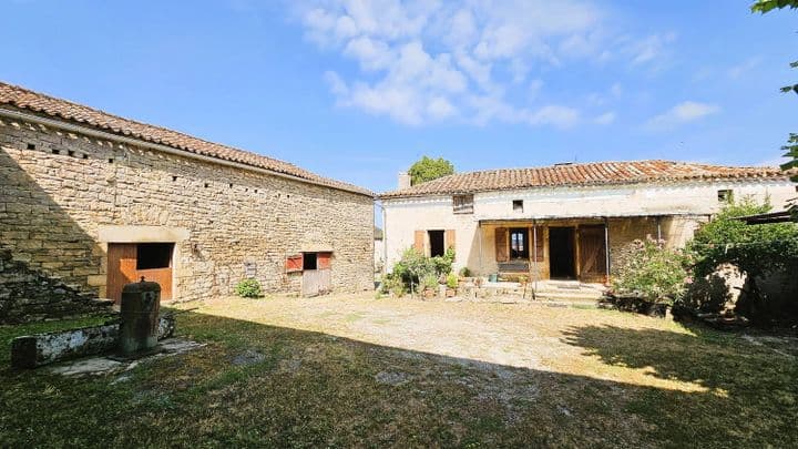 2 bedrooms other for sale in ESPINAS, France