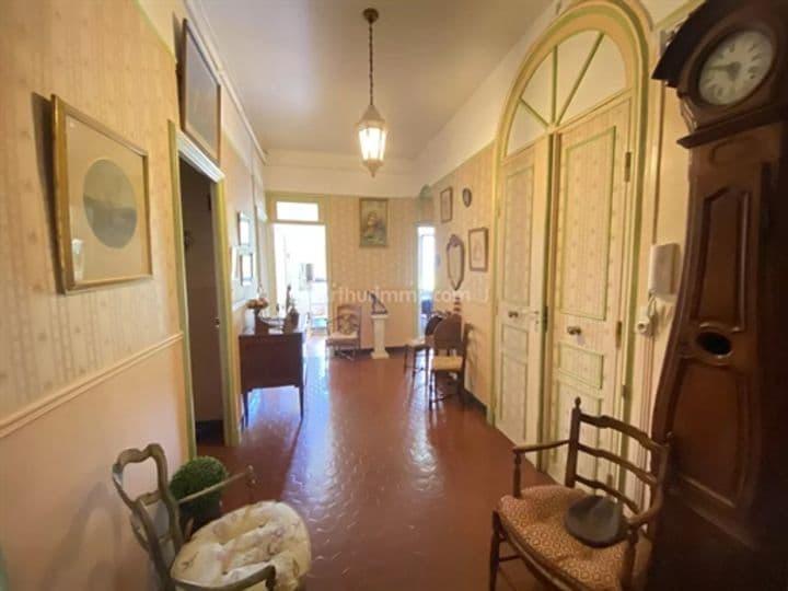 11 bedrooms building for sale in Draguignan, France