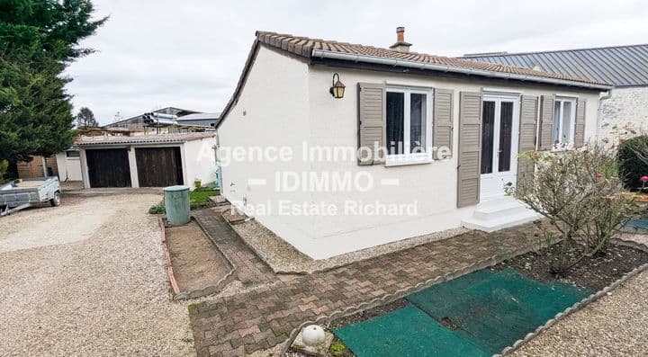 2 bedrooms house for sale in beaumont du gatinais, France