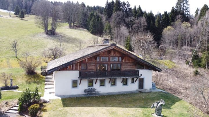 6 bedrooms house for sale in Combloux, France