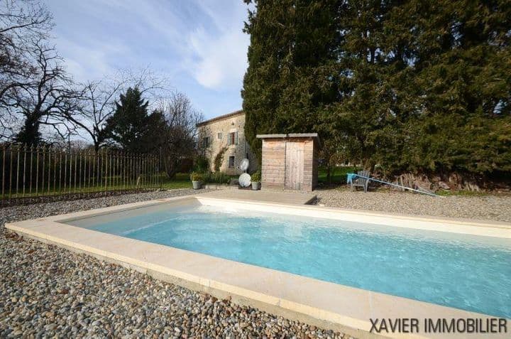 2 bedrooms house for sale in Bourg-de-Visa, France