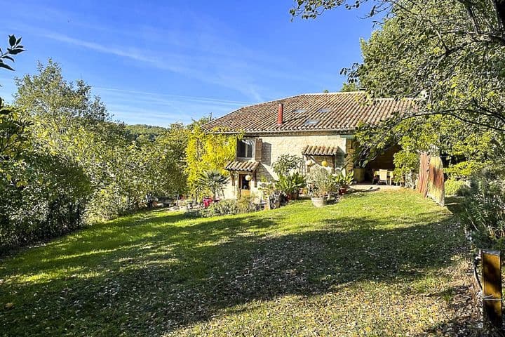 4 bedrooms house for sale in  France