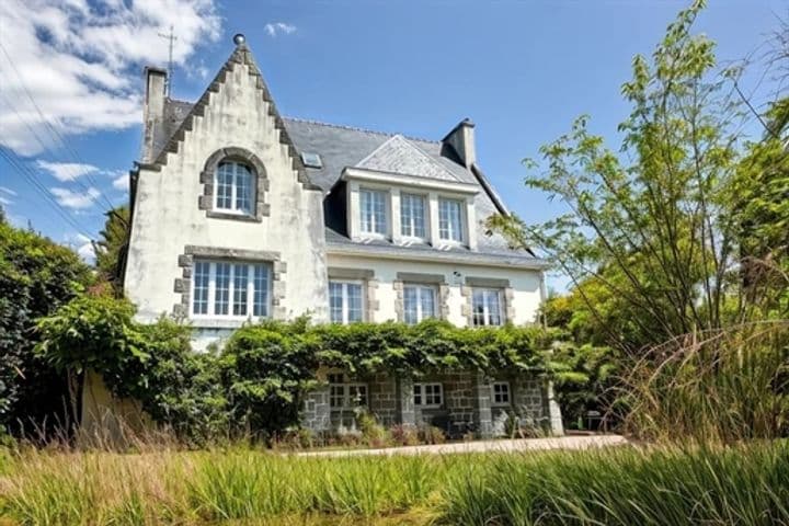 7 bedrooms house for sale in Quimper, France