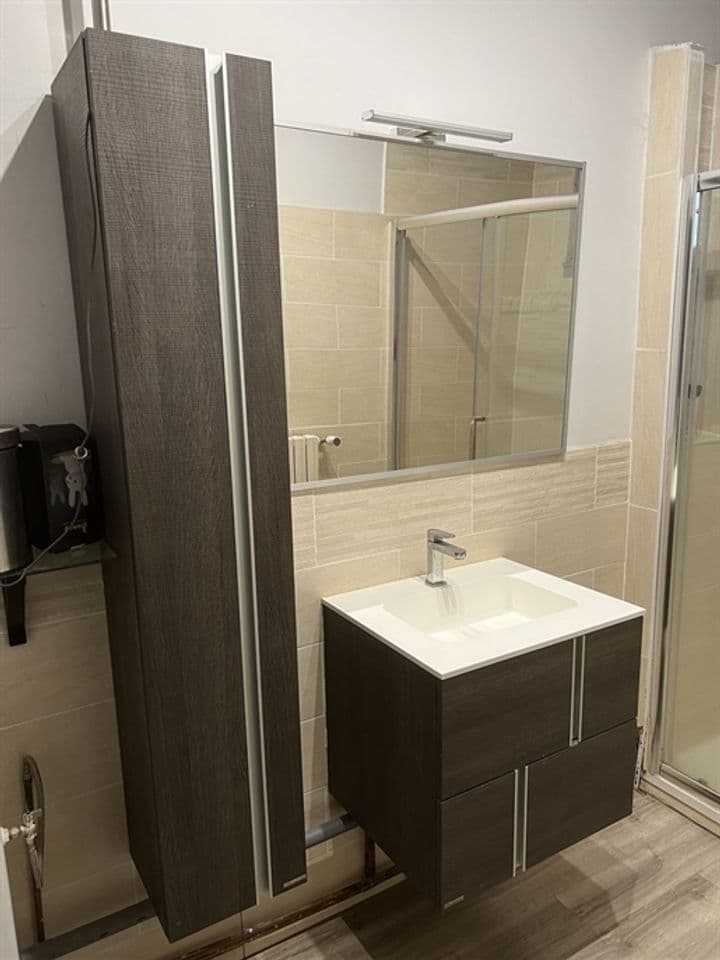 5 bedrooms house for sale in Barsac, France