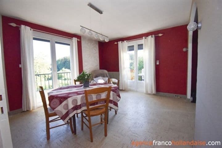 House for sale in Chateauneuf-la-Foret, France