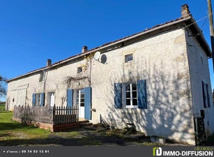 4 bedrooms house for sale in NANTEUIL EN VALLEE, France