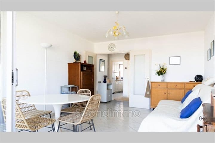 1 bedroom apartment for sale in Sainte-Maxime, France