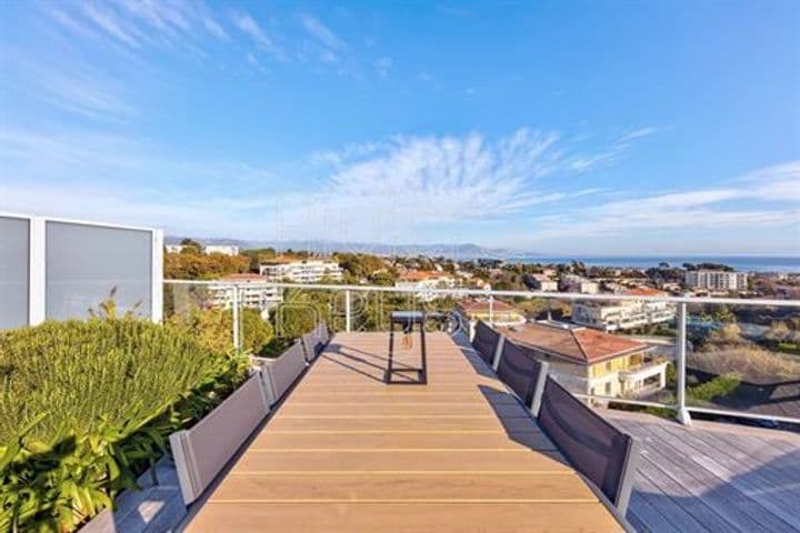 2 bedrooms apartment for sale in Antibes, France