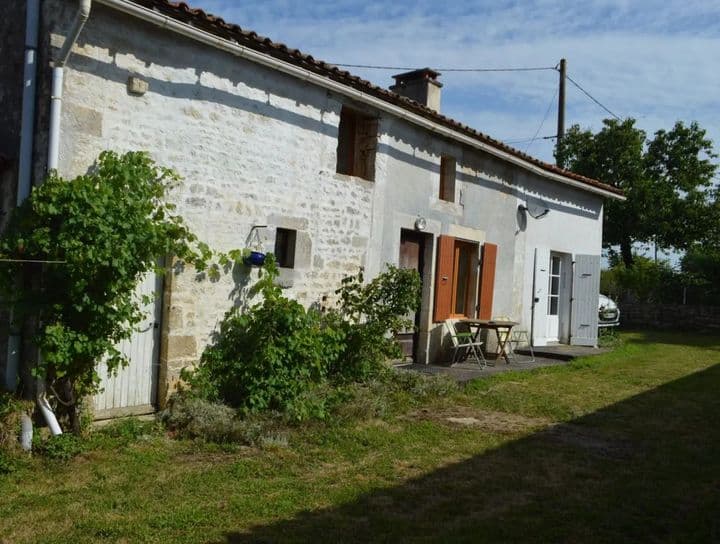 2 bedrooms house for sale in  France