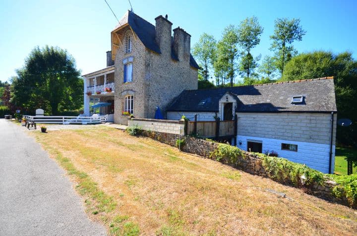 13 bedrooms house for sale in  France