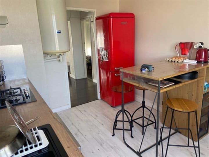 3 bedrooms apartment for sale in Reze, France