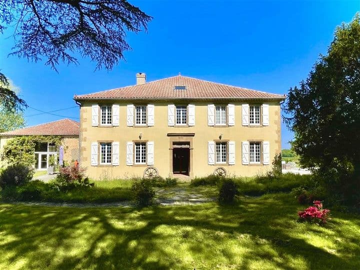 7 bedrooms house for sale in MARGOUET MEYMES, France