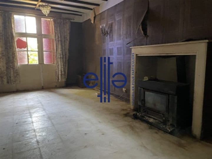 5 bedrooms house for sale in Chalais, France