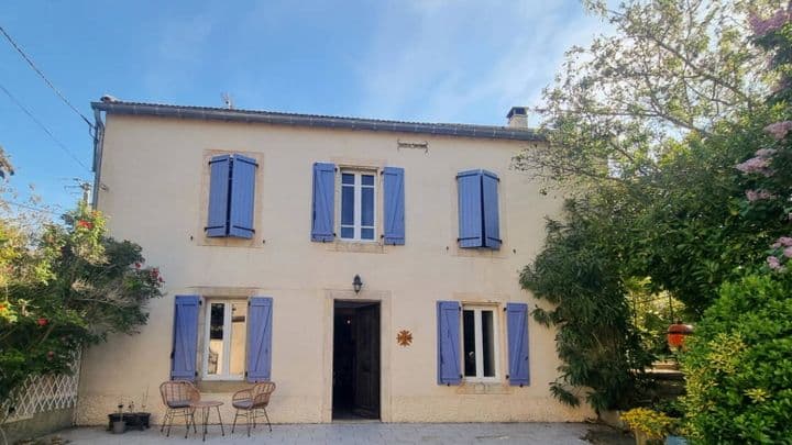 6 bedrooms house for sale in  France