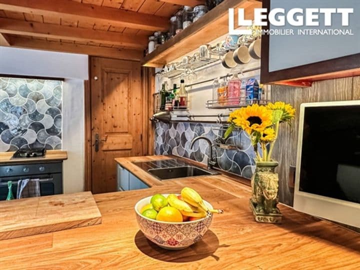 2 bedrooms house for sale in Courchevel, France