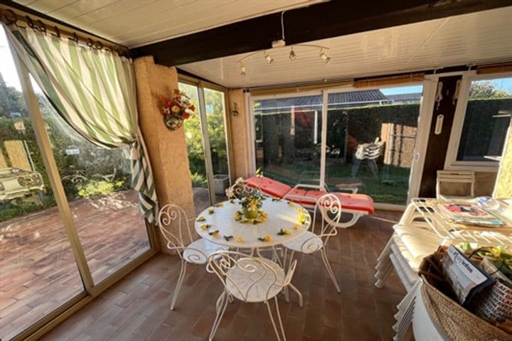 2 bedrooms house for sale in Le Muy, France