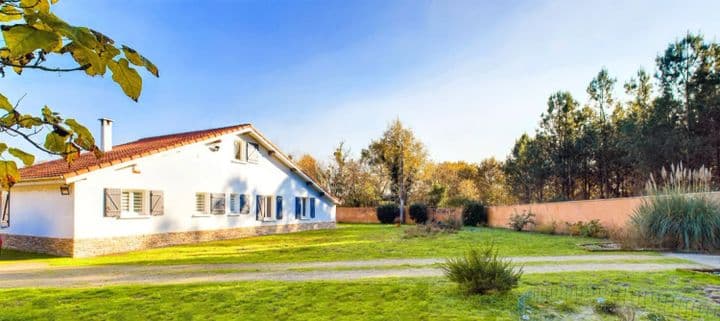 4 bedrooms house for sale in PONTONX SUR LADOUR, France