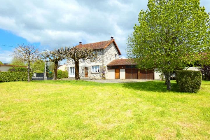 3 bedrooms house for sale in aurillac, France