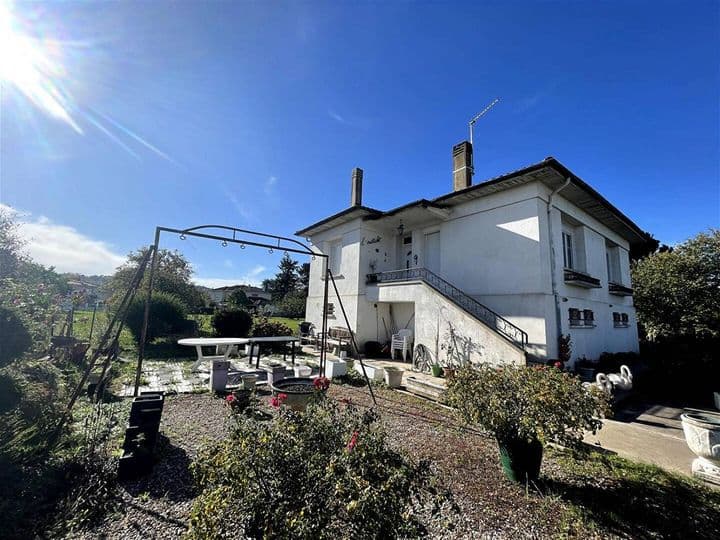 4 bedrooms house for sale in  France