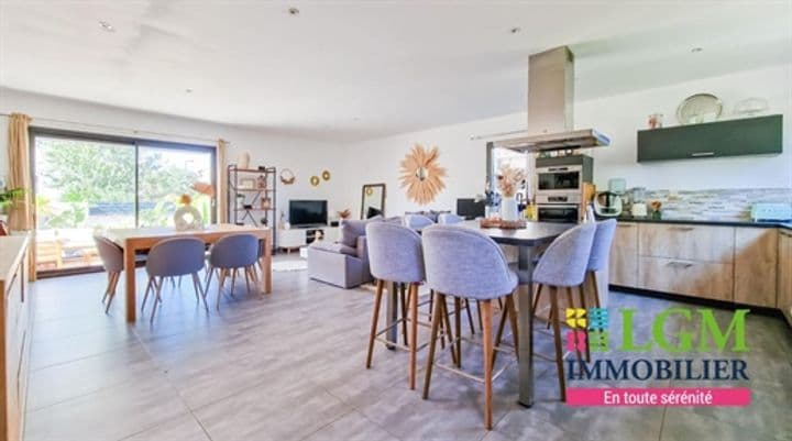 2 bedrooms house for sale in Clarensac, France