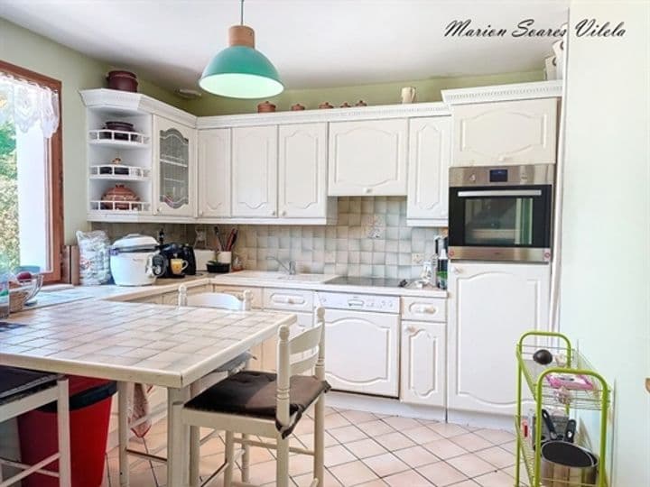 4 bedrooms house for sale in Courtomer, France