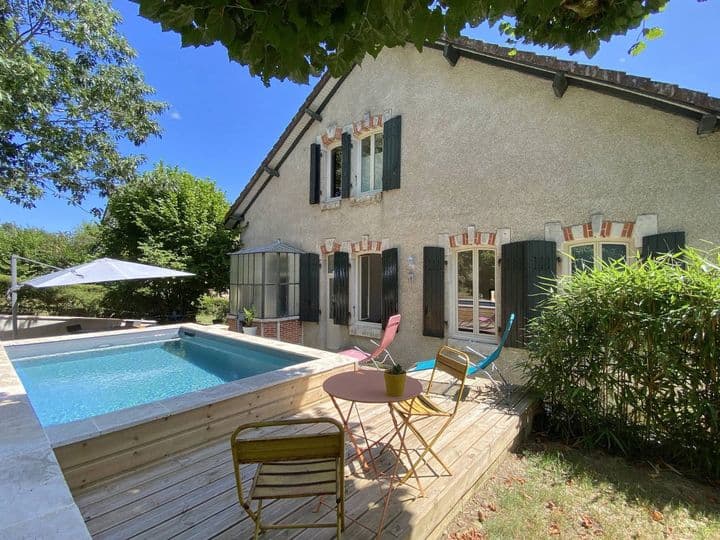 5 bedrooms house for sale in NONTRON, France