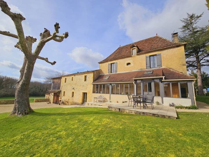 5 bedrooms house for sale in  France