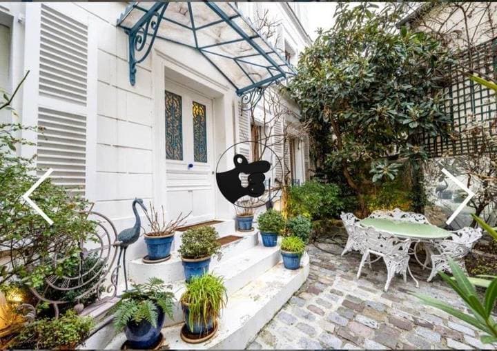 4 bedrooms house for sale in Paris (75), France