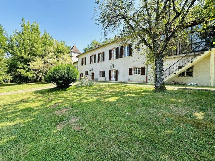 4 bedrooms house for sale in  France