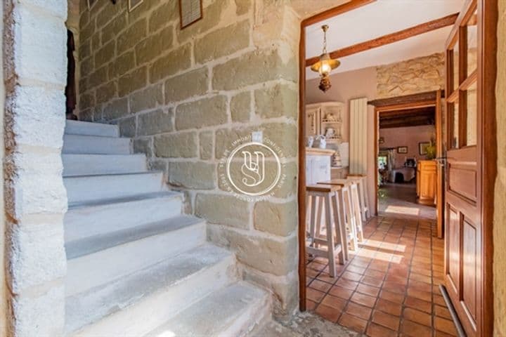 6 bedrooms house for sale in Uzes, France