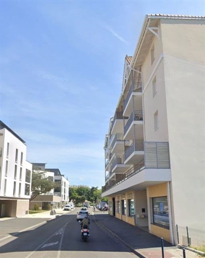 1 bedroom other for sale in La Teste-de-Buch, France