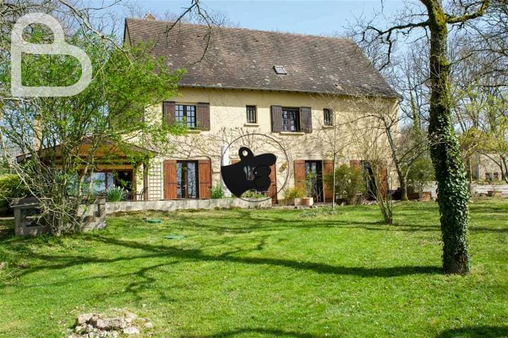 10 bedrooms house for sale in Lot (46), France