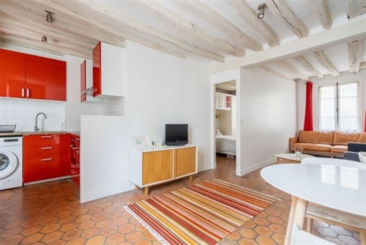 1 bedroom apartment for sale in Paris, France