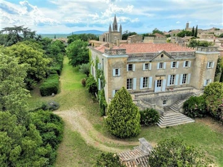 10 bedrooms house for sale in Uzes, France