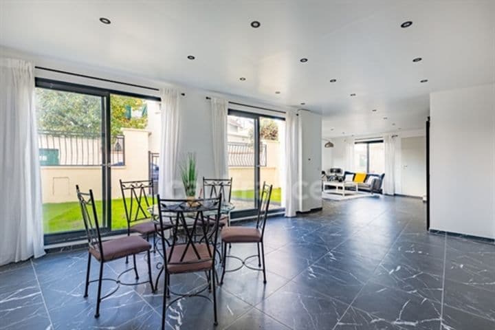 4 bedrooms house for sale in Saint-Maurice, France