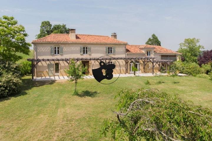 6 bedrooms house for sale in Gers (32), France