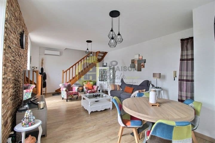 3 bedrooms apartment for sale in Bourges, France