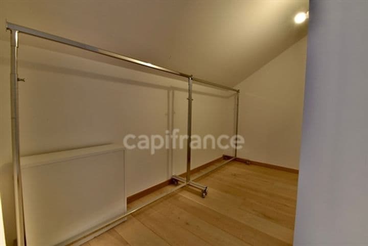 4 bedrooms apartment for sale in Prevessin-Moens, France