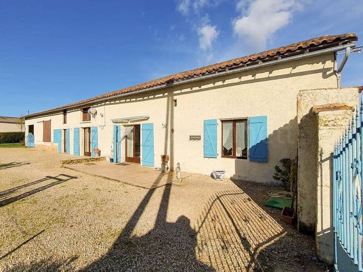 3 bedrooms house for sale in Sauze Vaussais, France